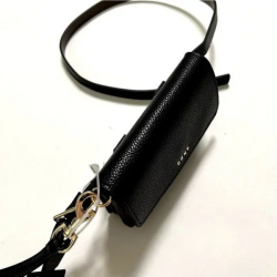 RIÑONERA / CANGURERA DKNY Negro